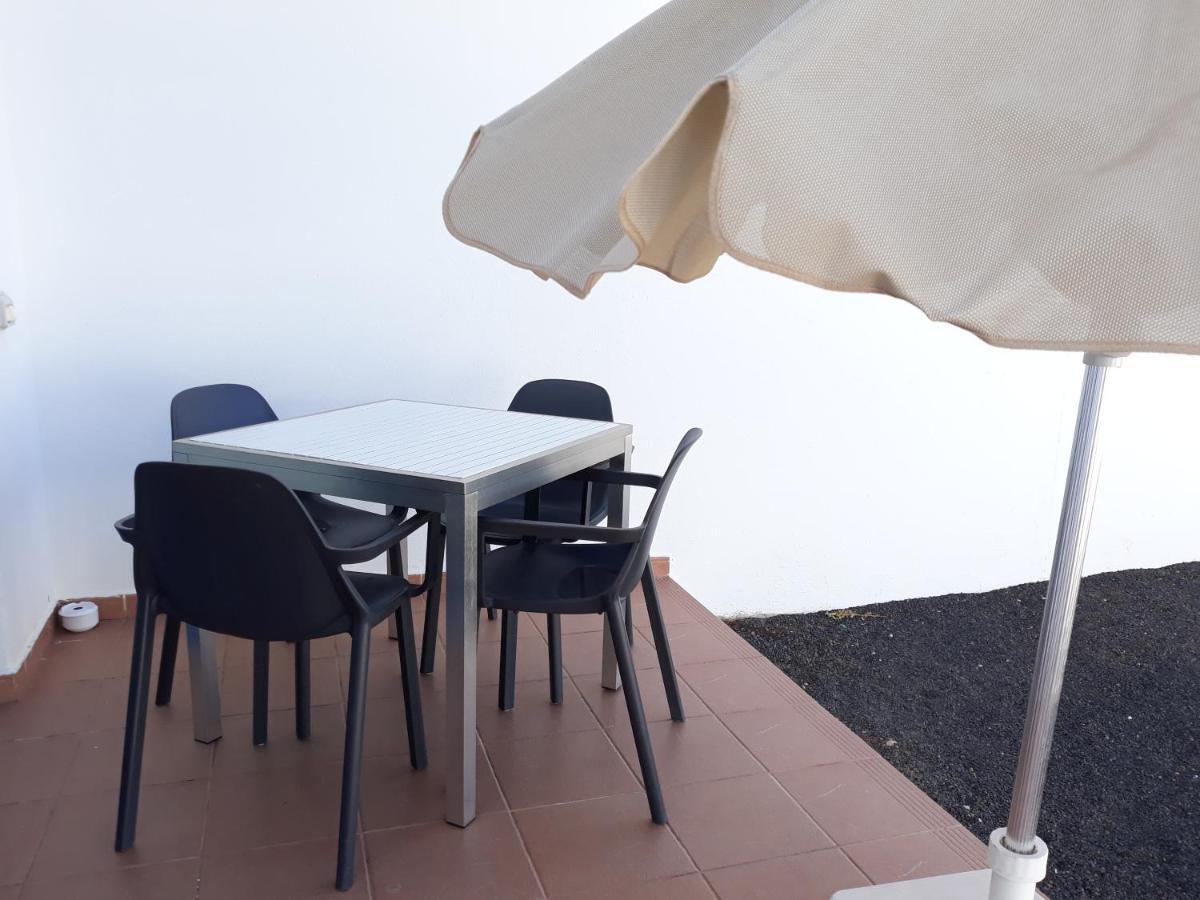 Las Moreras Playa Blanca Exterior photo